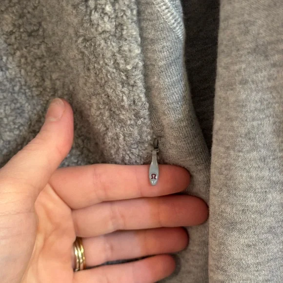 Lululemon Stand Out Sherpa Jacket Heathered Core Light Grey / Silver Drop - Picture 5 of 15